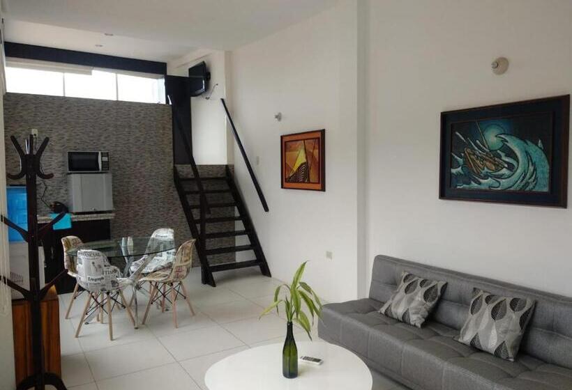 اتاق لوکس با چشمانداز استخر, Tuzco Lodge