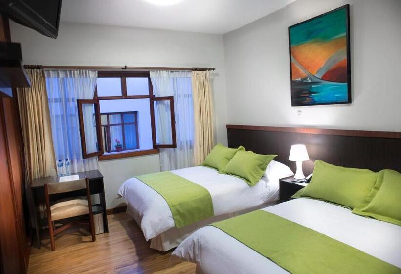 Номер Стандарт Трехместный, Hostal Casa De Lidice