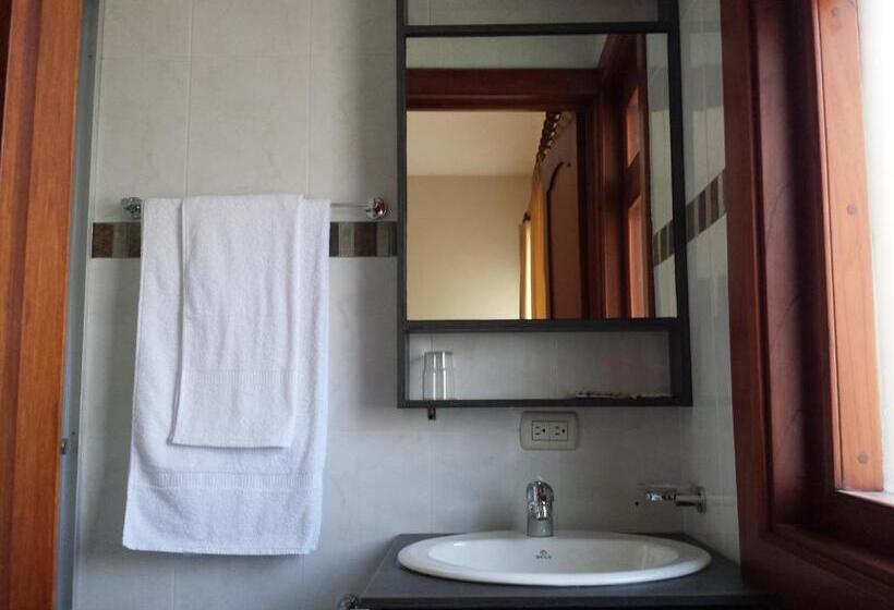 Четырехместный Номер Стандарт, Hostal Casa De Lidice