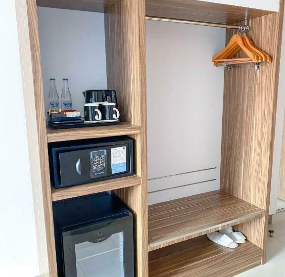 스탠다드 룸 퀸사이즈 침대, Holiday Inn Express Baruna, An Ihg