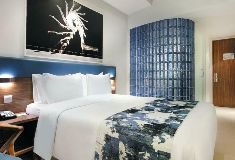 스탠다드 룸 퀸사이즈 침대, Holiday Inn Express Baruna, An Ihg