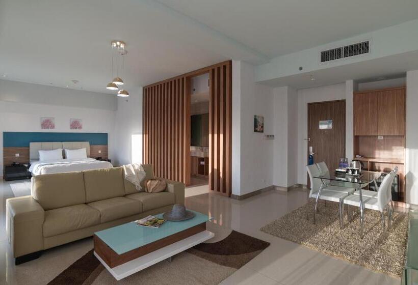 스위트 킹사이즈 침대, Holiday Inn Express Baruna, An Ihg