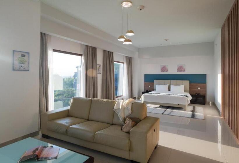 스위트 킹사이즈 침대, Holiday Inn Express Baruna, An Ihg