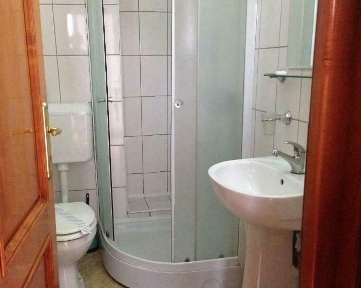 Номер Стандарт, Motel Buti