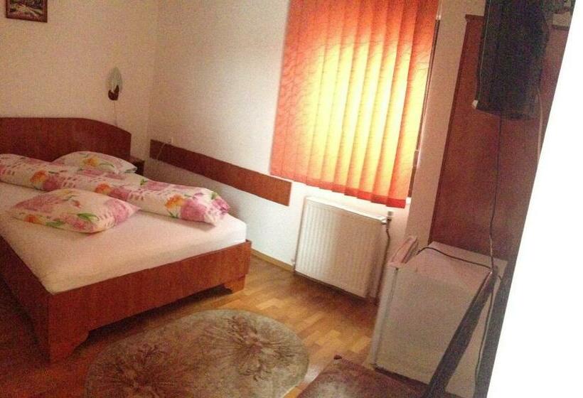Номер Стандарт, Motel Buti