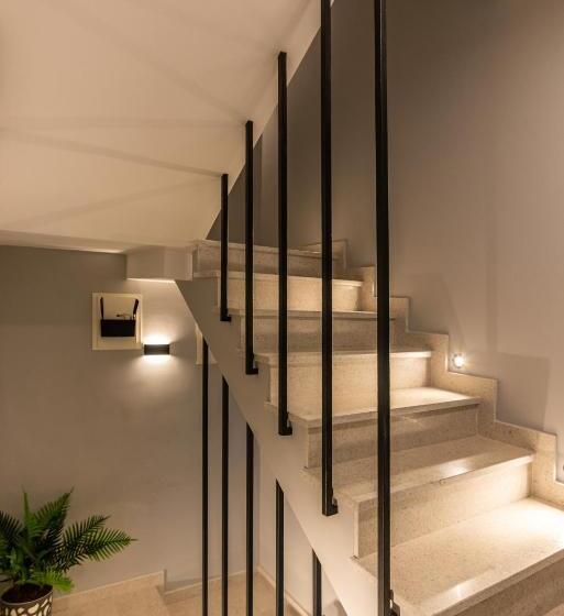 1 Bedroom Penthouse Apartment, Plaza