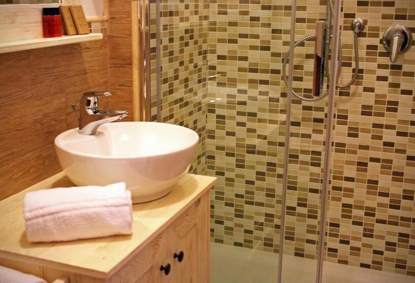 Четырехместный Номер Стандарт, Fiumicino Airport B&b Deluxe