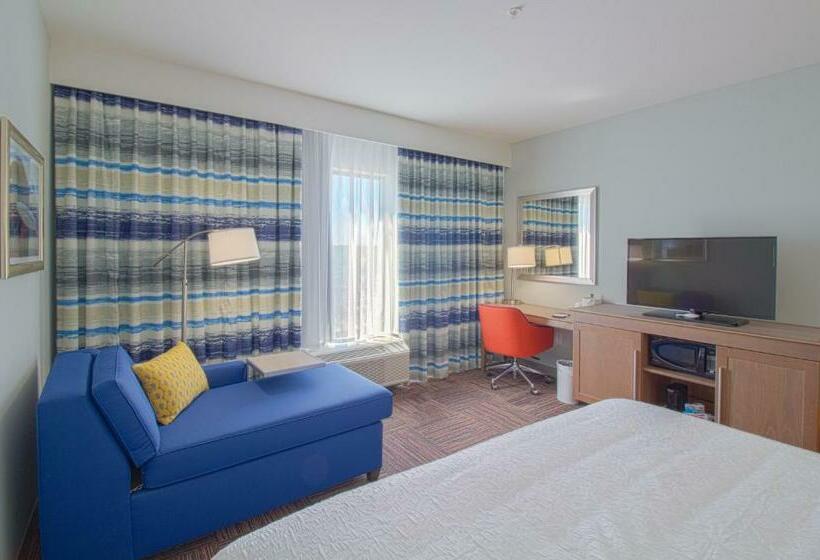 Стандартный Номер Кровать Кинг, Hampton Inn Crestview South  I10
