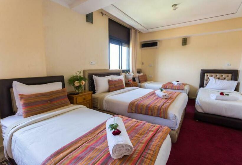 اتاق خانوادگی, Hôtel Jawharat El Jadida