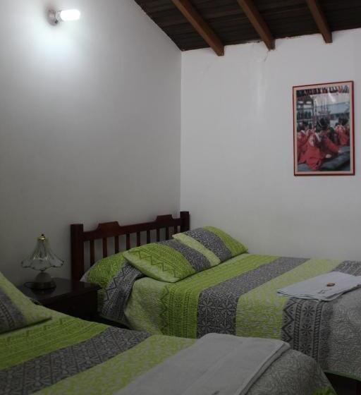 اتاق استاندارد سه نفره, Hostal Isla Señorial