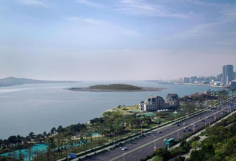 Номер Deluxe с Видом, Sheraton Qingdao West Coast