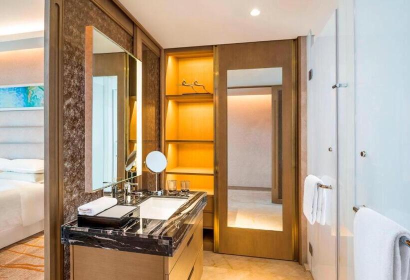 Номер Премиум, Sheraton Qingdao West Coast