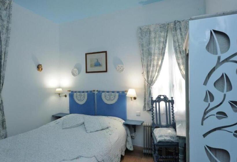 Номер Стандарт, Hôtel Restaurant L'aiglon