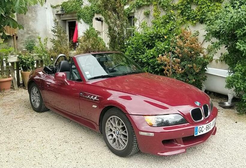 חדר סטנדרט, A La Grenouille Du Jura