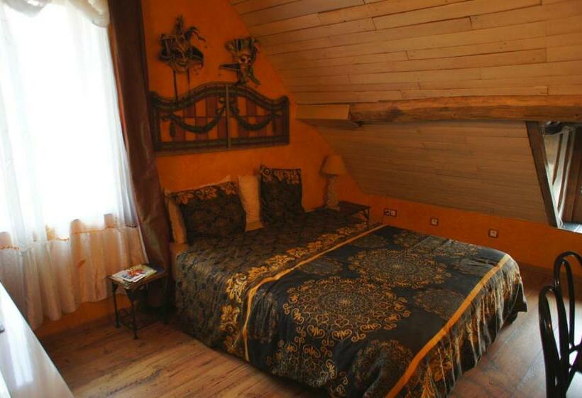 Номер Стандарт, Aux Logis De La Solre