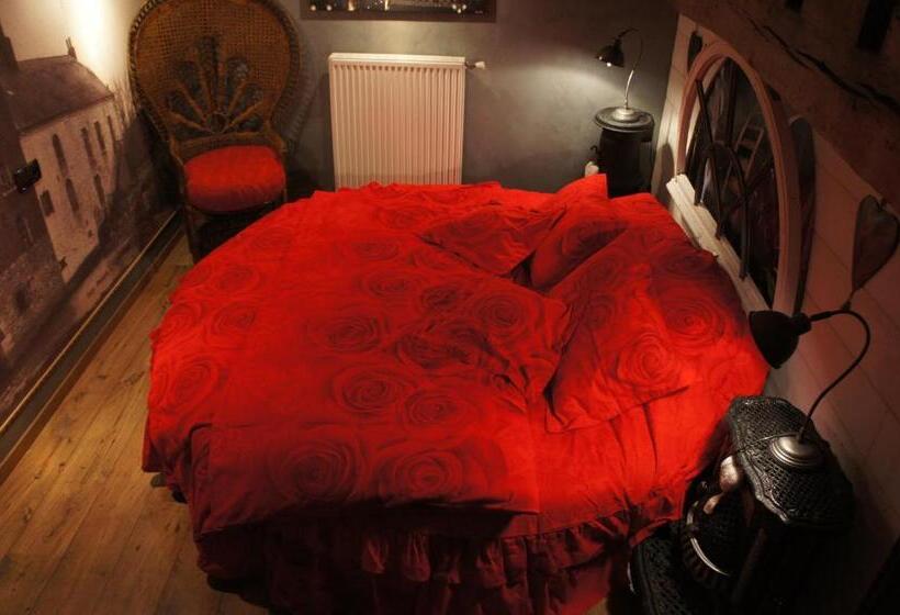 Romantic Room, Aux Logis De La Solre