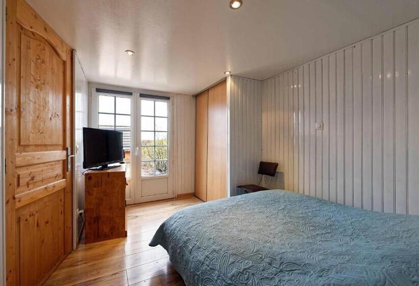 Номер Economy с общей ванной комнатой, Chambres D Hotes à Autun
