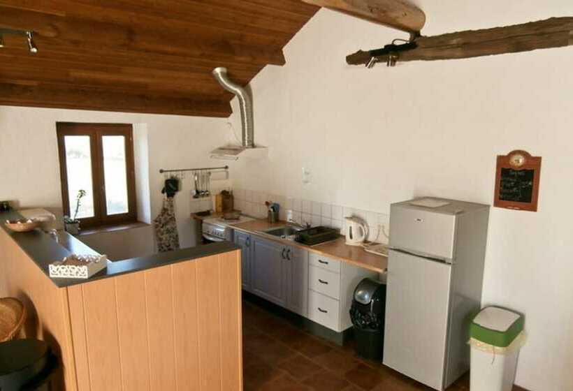 Номер Стандарт, Domaine De Lasfonds