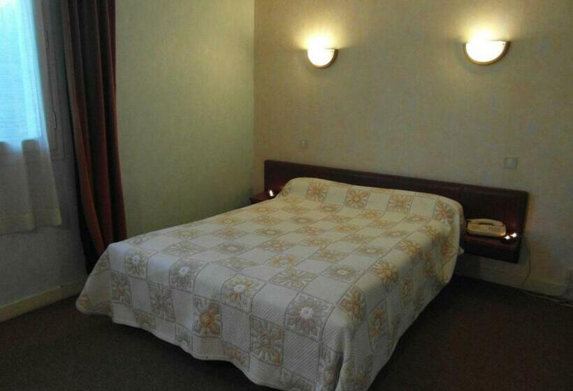 Номер Стандарт, Hôtel Restaurant Le Périgord