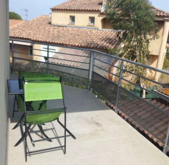 スーペリアトリプルルーム, Fasthotel Montpellier Baillargues