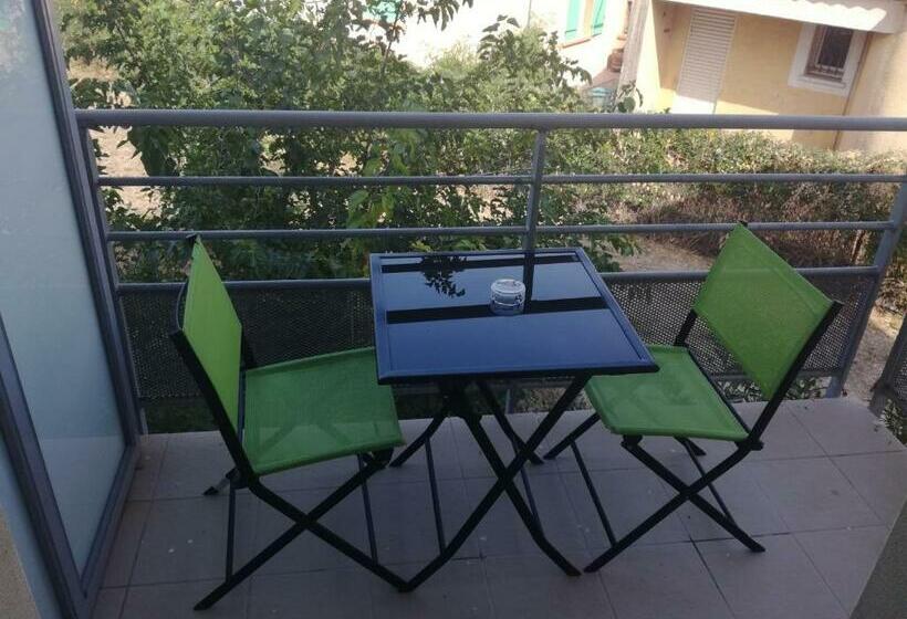 スーペリアトリプルルーム, Fasthotel Montpellier Baillargues