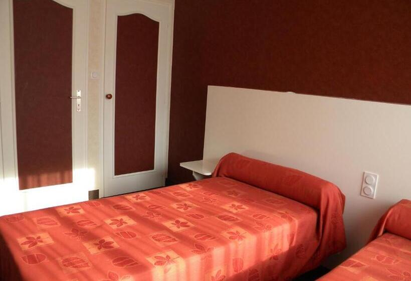 Номер Стандарт Вид на Сад, Auberge Pen Mur