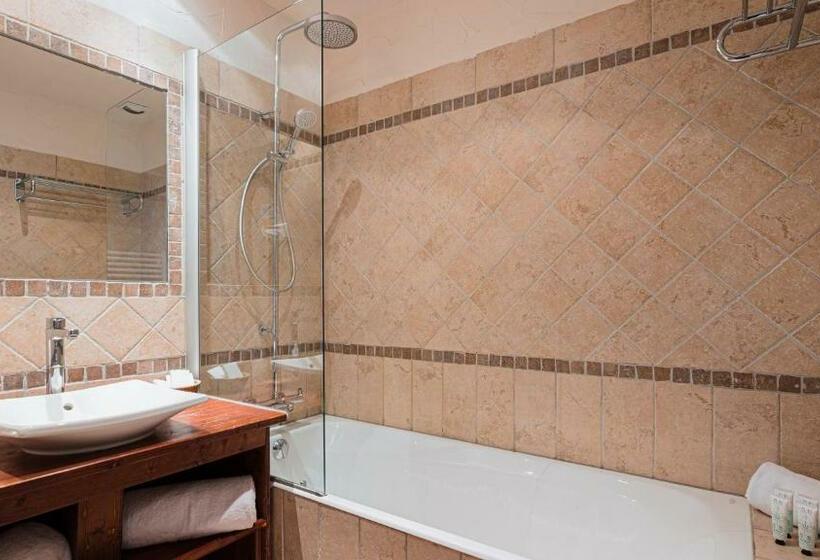 Номер Комфорт, Hôtel Carlina By Les Etincelles