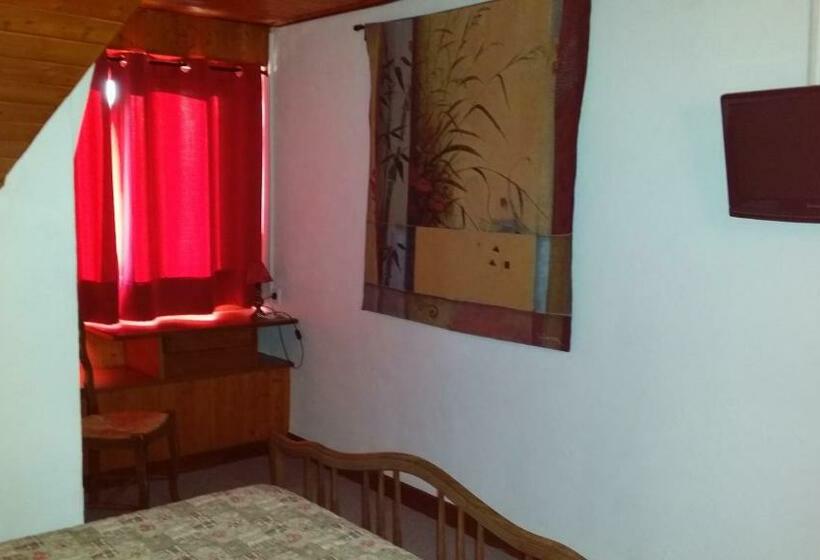 اتاق استاندارد با چشم‌انداز, Hôtel Le Tourisme