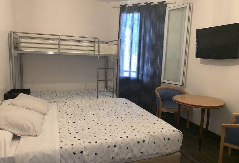 Номер Стандарт Трехместный, Hôtel Mondial