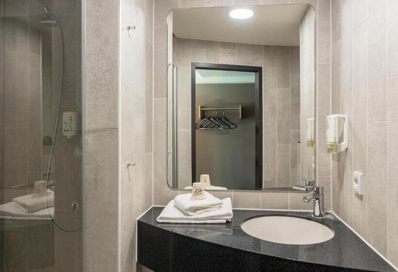 Семейный Номер, B&b Hotel Düsseldorf Mitte