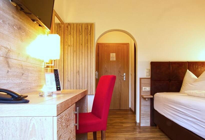 Номер Стандарт Индивидуальный, Garnihotel Zur Linde   Bayerischer Wald   Aktivcard Mit 130 Kostenfreien Leistungen   Kostenloser Pa