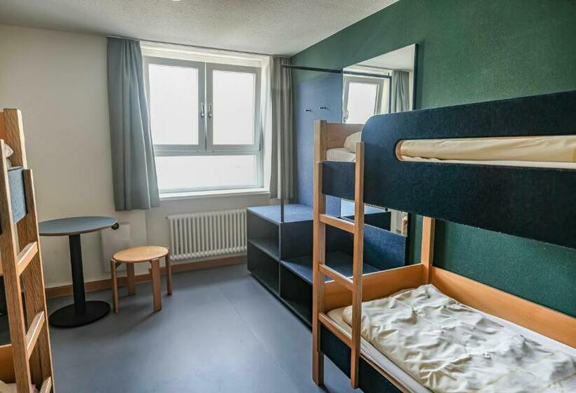 اتاق استاندارد چهار تخته, Jugendherberge Stuttgart International