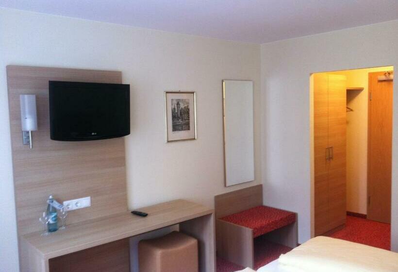 스탠다드 도시전망 룸, Tauberhotel Kette