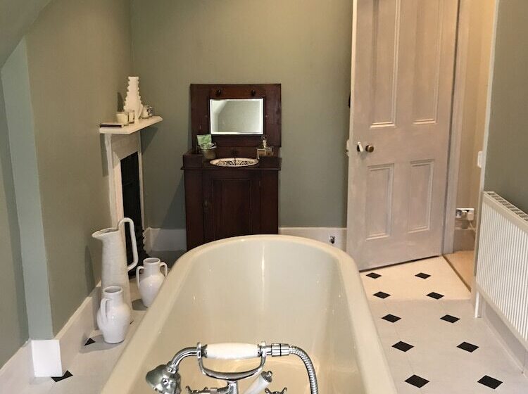 Номер Deluxe, Ellesmere House