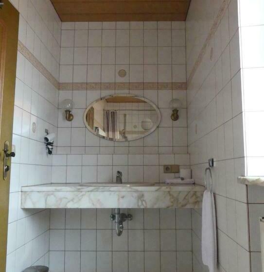 Номер Стандарт, Bayerischer Hof