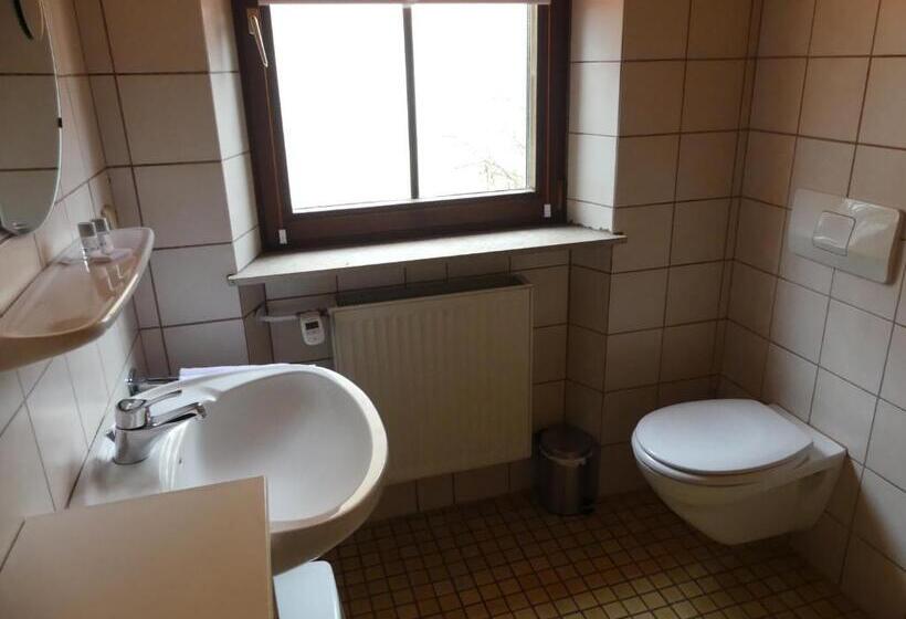 غرفة قياسية, Bayerischer Hof