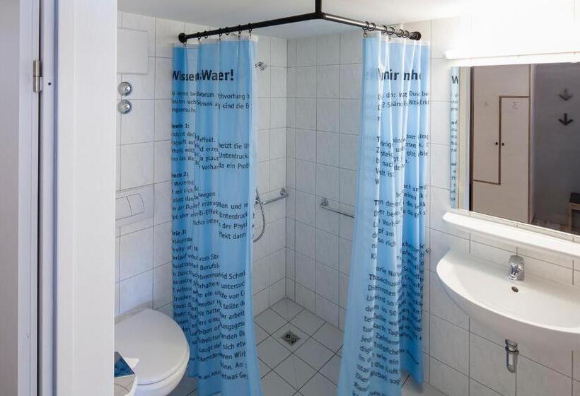 Кровать в Общей Комнате, Oberstdorf Hostel