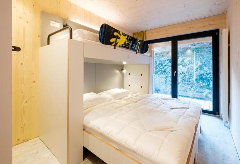 标准间带阳台, Oberstdorf Hostel