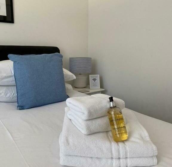 Номер Стандарт, Tirah Guest House