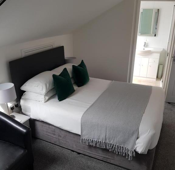 Номер Стандарт, Tirah Guest House