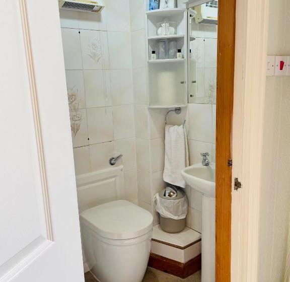 Номер Стандарт Вид на Сад, West Plean House
