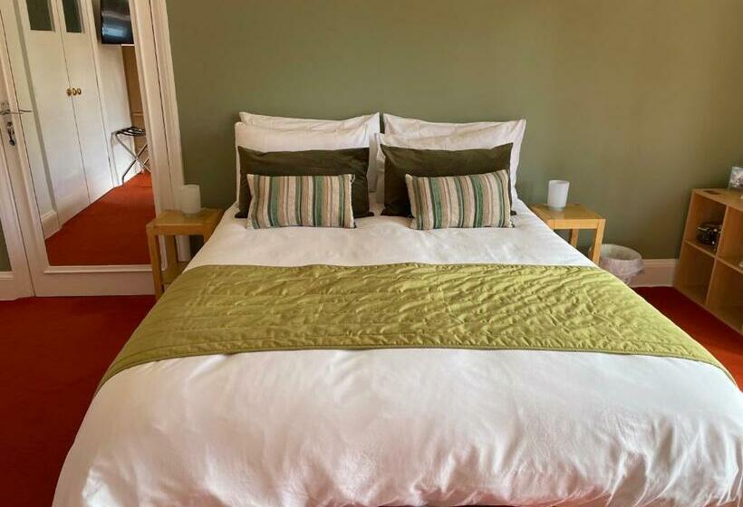 キングサイズベッドのデラックスルーム, Blackburn Villa B&b