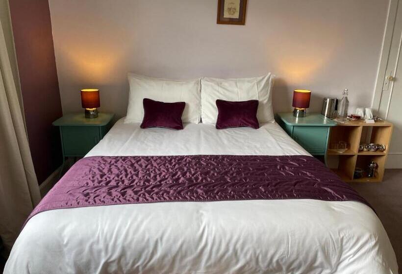 キングサイズベッドのスタンダードルーム, Blackburn Villa B&b