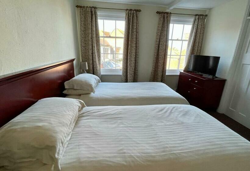 스탠다드 룸, Calverts Hotel   Newport, Isle Of Wight