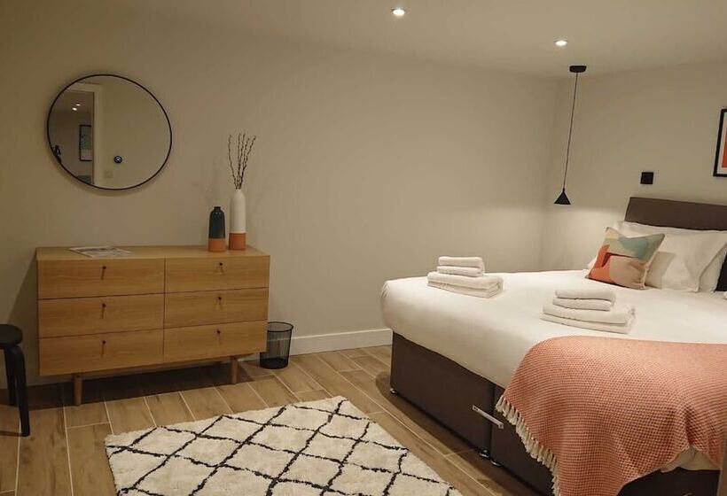 Апартаменты Superior 1 Спальня, Eastfield Lodge