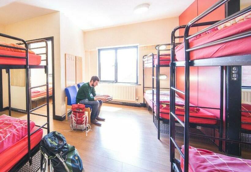 تختخواب در اتاق مشترک, Belfast International Youth Hostel