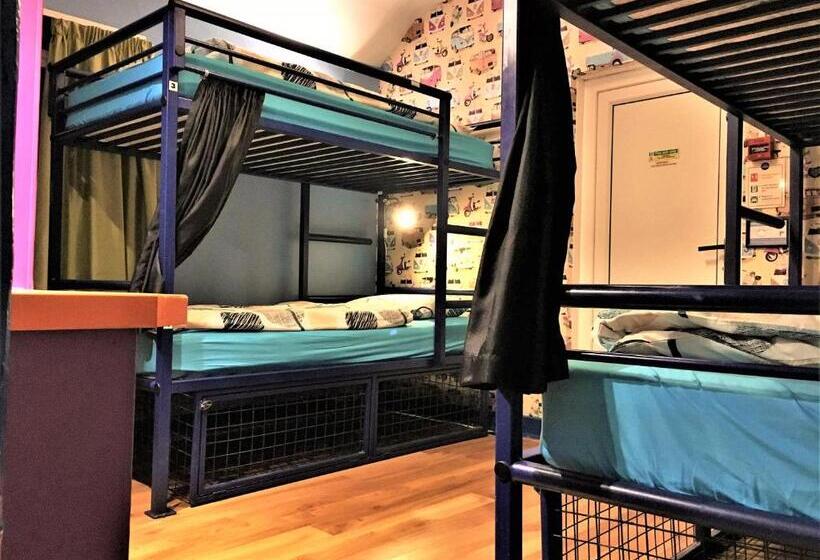 חדר סטנדרט לארבעה, Portrush Holiday Hostel Guesthouse