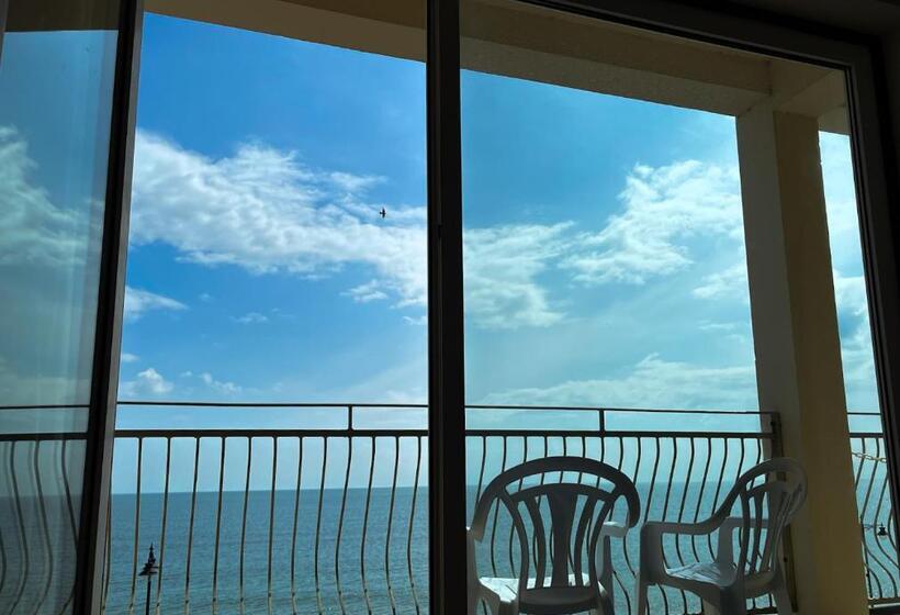 스탠다드 발코니 룸, Sandringham Hotel   Seafront, Sandown   Free Car Ferry