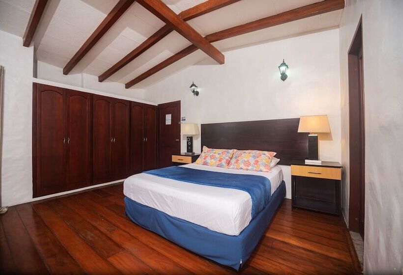 Номер Deluxe Вид на Город, Hostal North Seymour