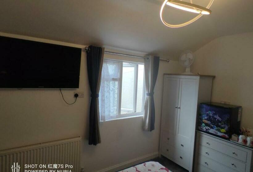 スタンダードルーム, Seashells Guest House
